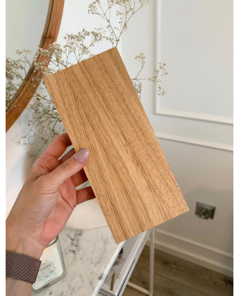 Muster einer Möbelplatte in HOLZOPTIK