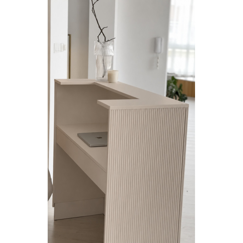 Ryflowana lada recepcyjna 110x30 – nowoczesna recepcja do salonu beauty, fryzjerskiego i kosmetycznego
