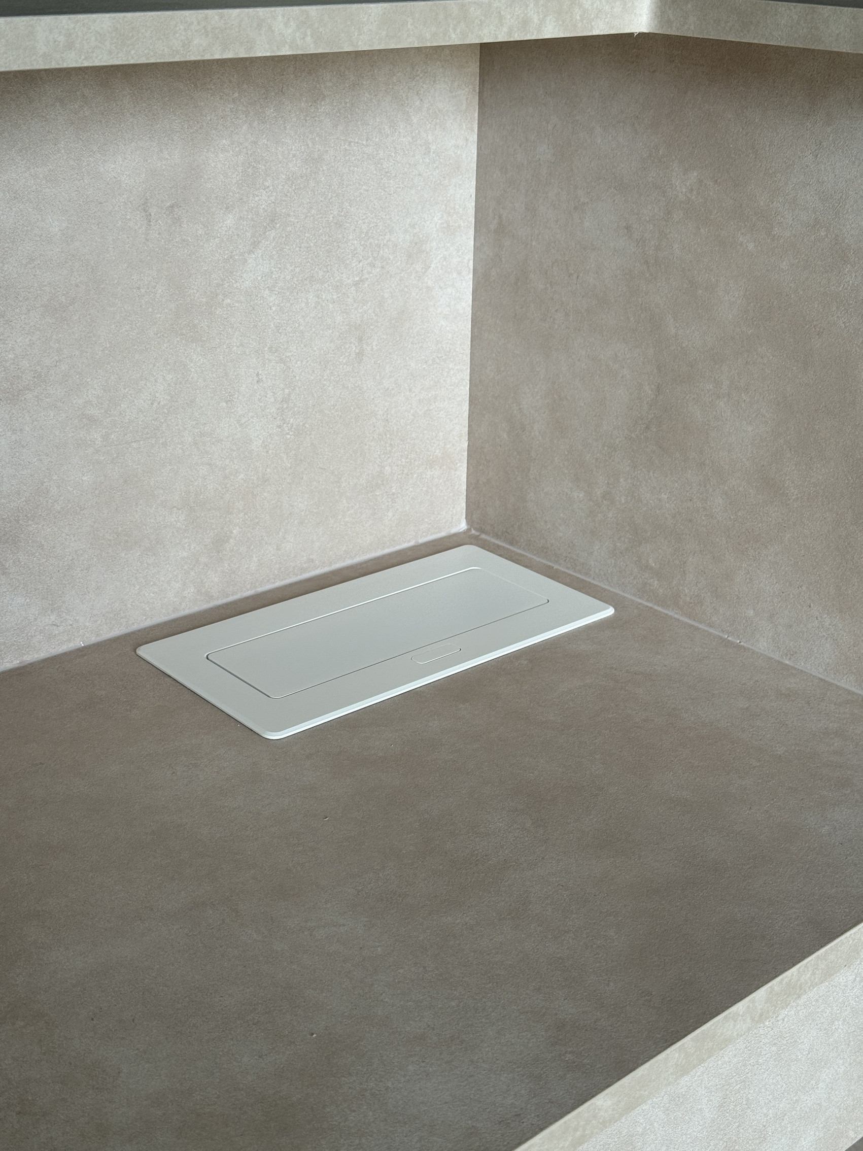 Built-in Socket for Boeva Reception Desks | USB & USB-C Built-in Socket for Boeva Reception Desks | USB & USB-C