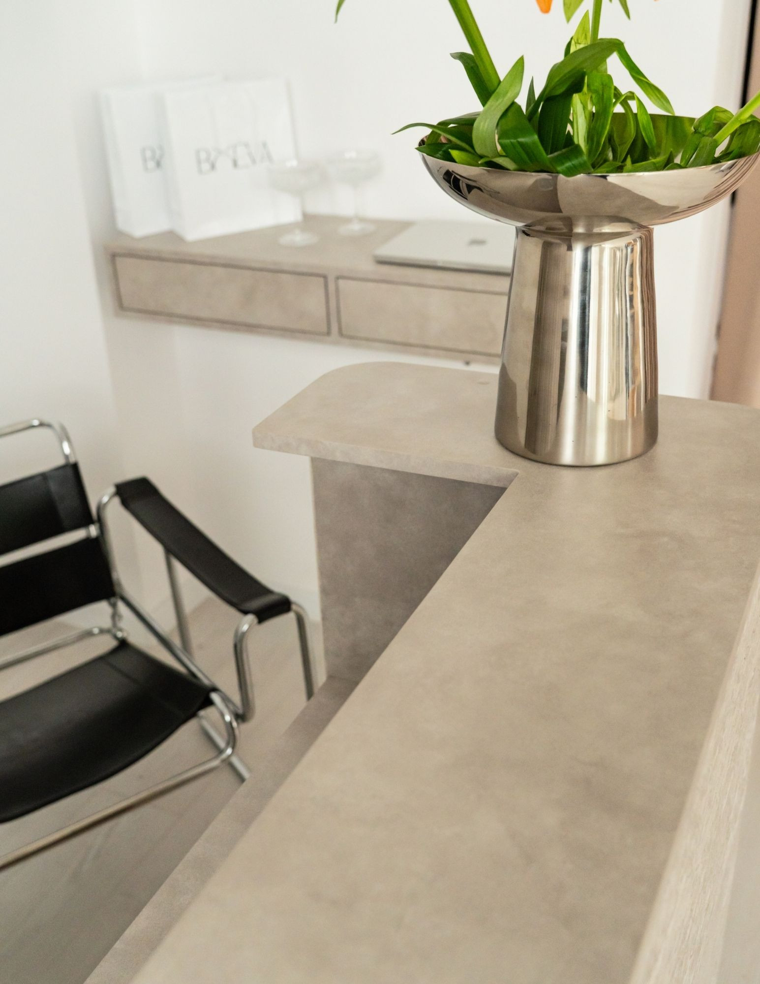 DUNA Reception Desk – Hair Salon Counter with Travertine-Look Finish, 80–160 cm  BOEVA