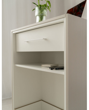 SANDIE – Cashmere-textured grooved reception desk for the showroom | Boeva