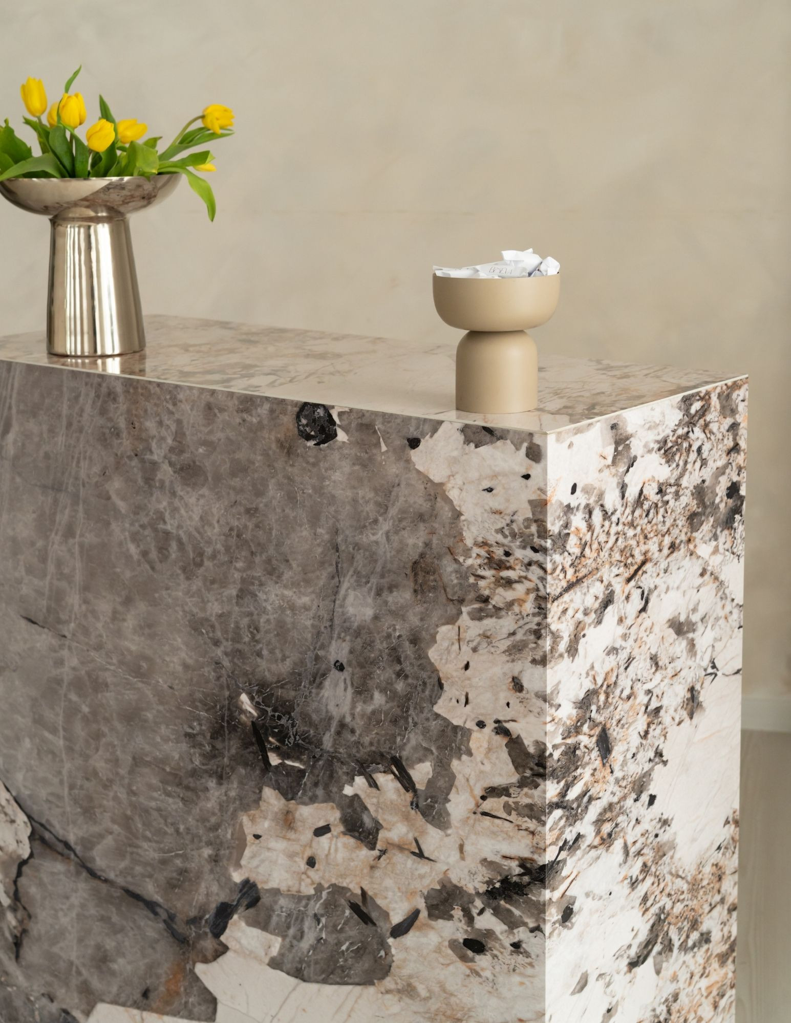 ARTE – 110 cm reception counter for a beauty salon | BOEVA
