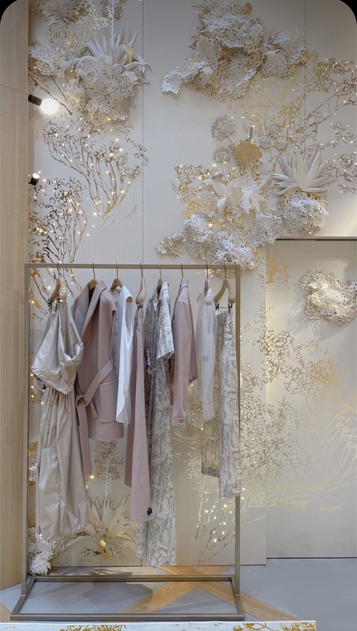 Gold Simple Freestanding Store Hanger